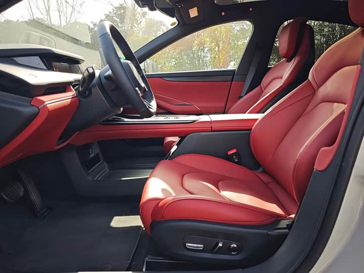 Фото 8 - Xiaomi SU7