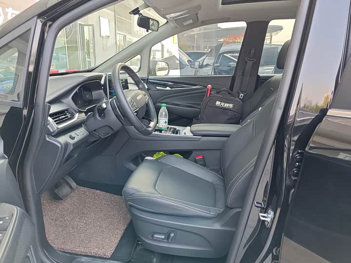 Фото 4 - Maxus G50