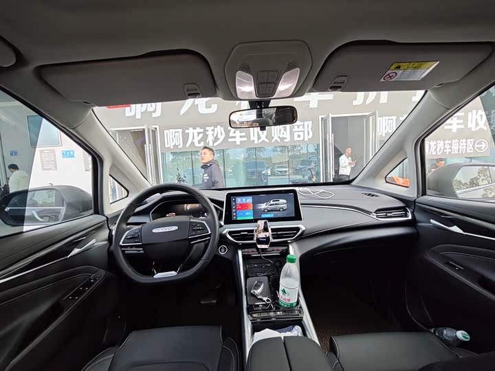 Фото 6 - Maxus G50