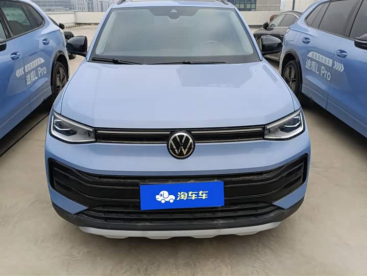 Фото 2 - Volkswagen Tharu