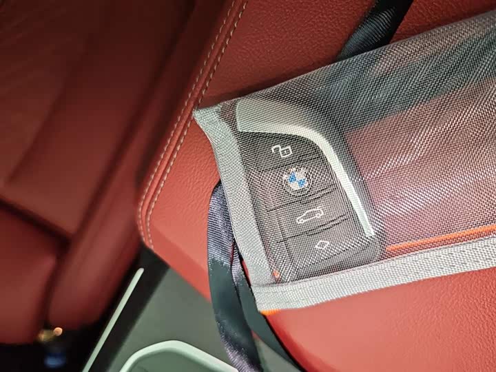 Фото 9 - BMW 3 Series