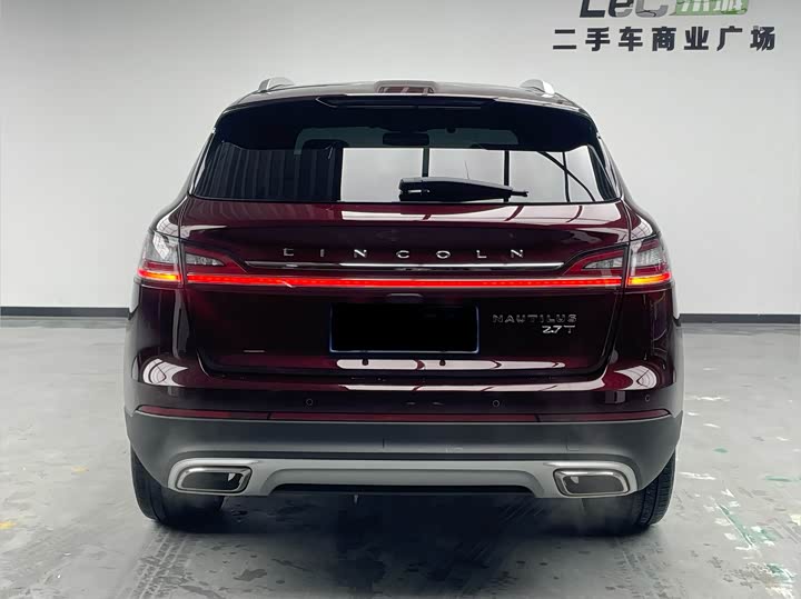 Фото 5 - Lincoln Nautilus