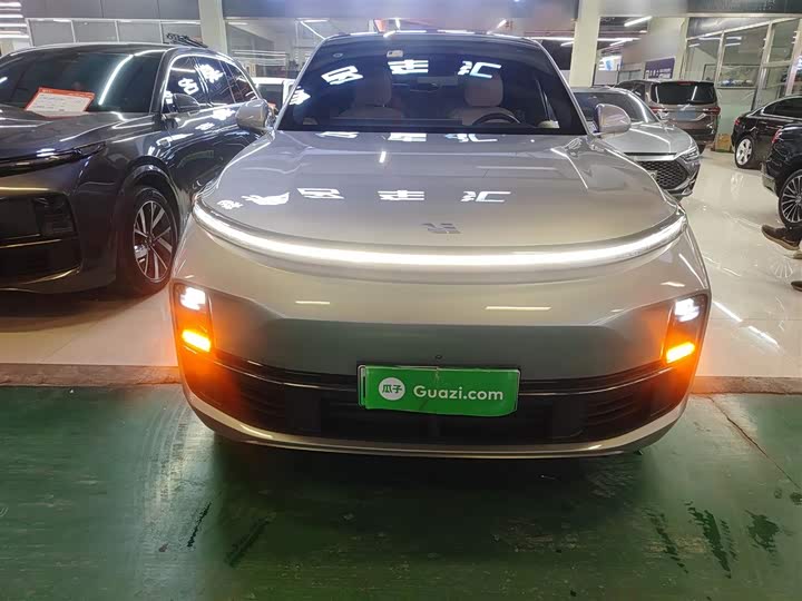 Фото 3 - LiXiang L8