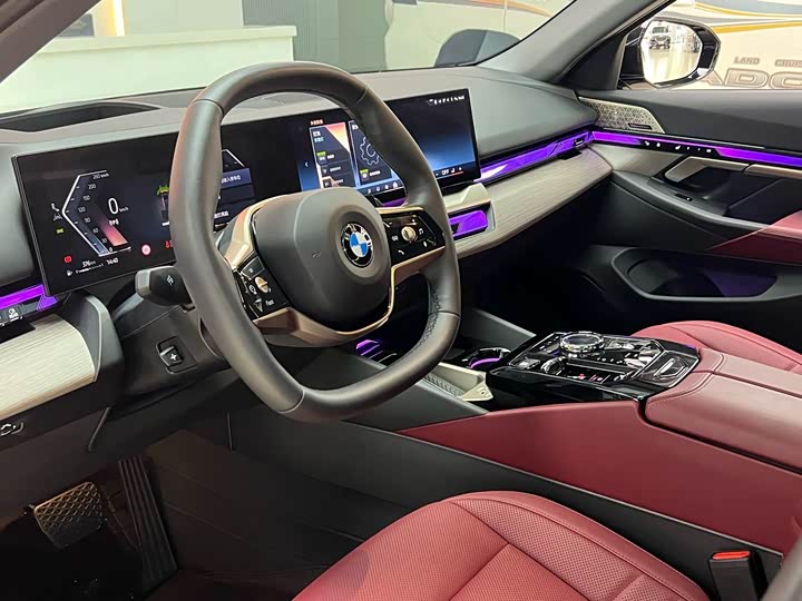 Фото 8 - BMW 5 Series