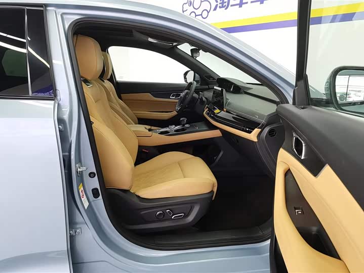 Фото 8 - Changan UNI-K