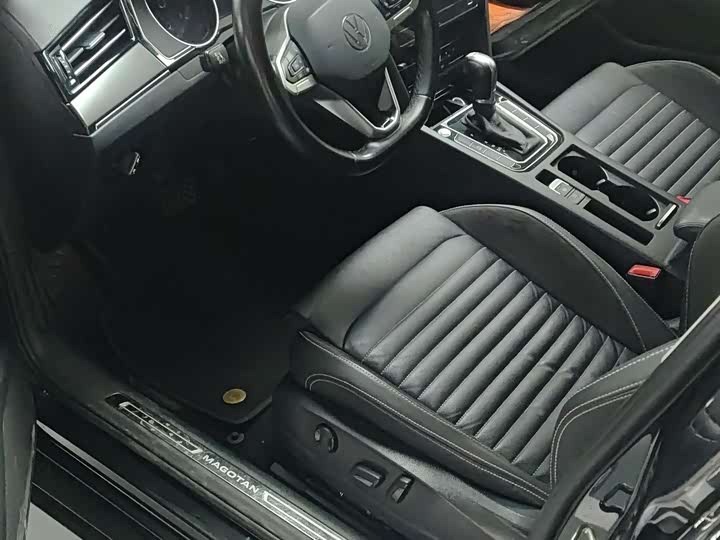 Фото 7 - Volkswagen Magotan