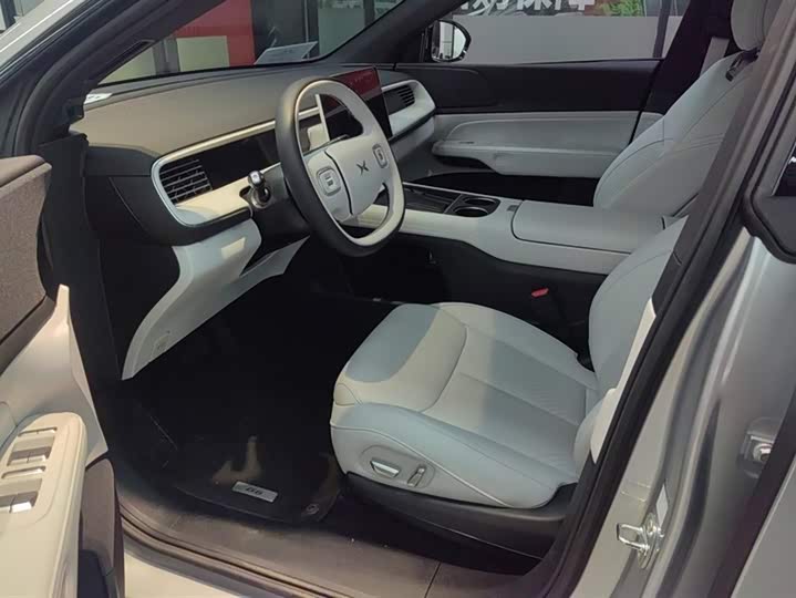 Фото 9 - XPeng G6