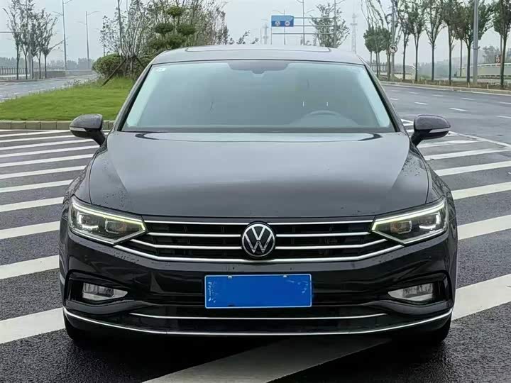 Фото 2 - Volkswagen Magotan