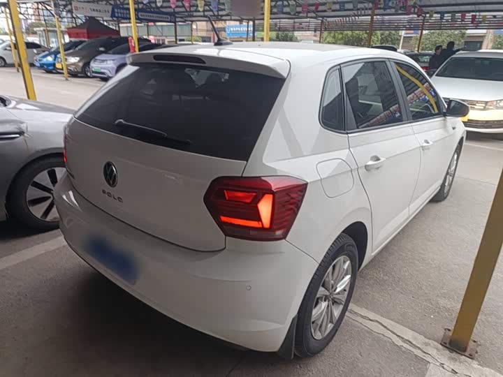 Фото 6 - Volkswagen Polo