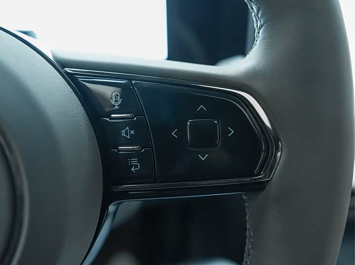 Фото 9 - Zeekr 009