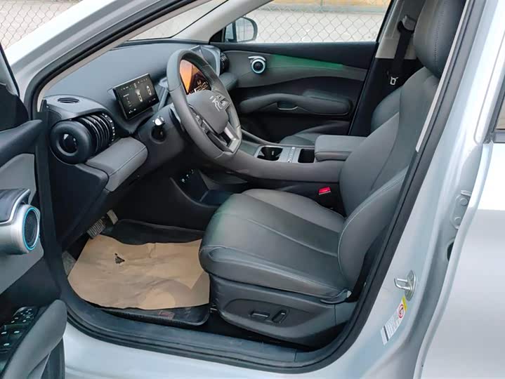 Фото 9 - BYD Yuan Plus