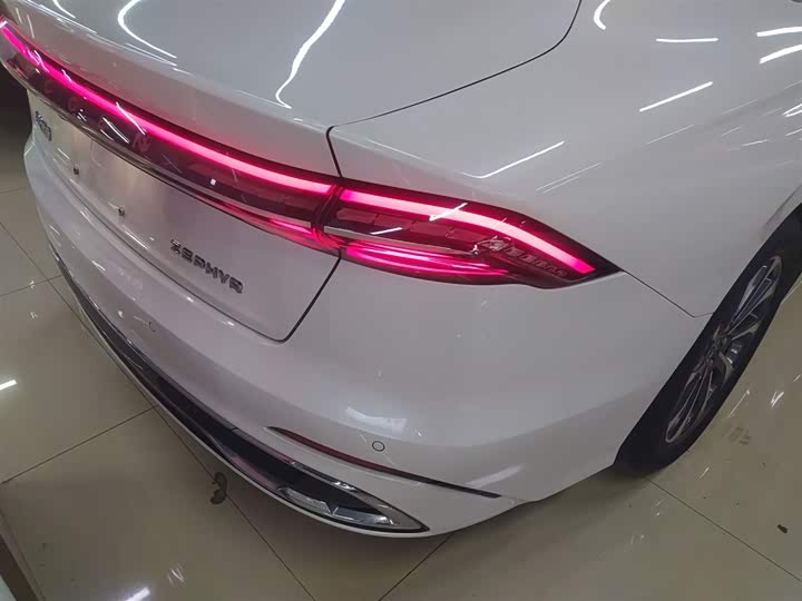 Фото 8 - Lincoln Z (Zephyr)