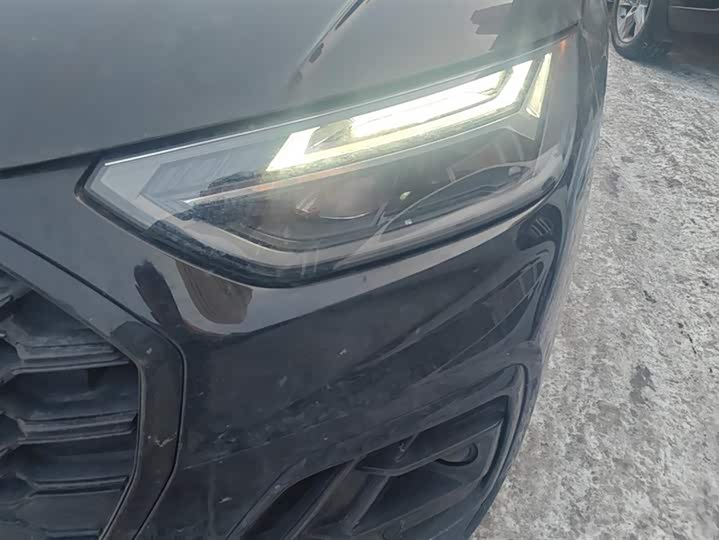 Фото 5 - Audi Q5L