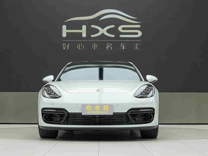 Фото 2 - Porsche Panamera