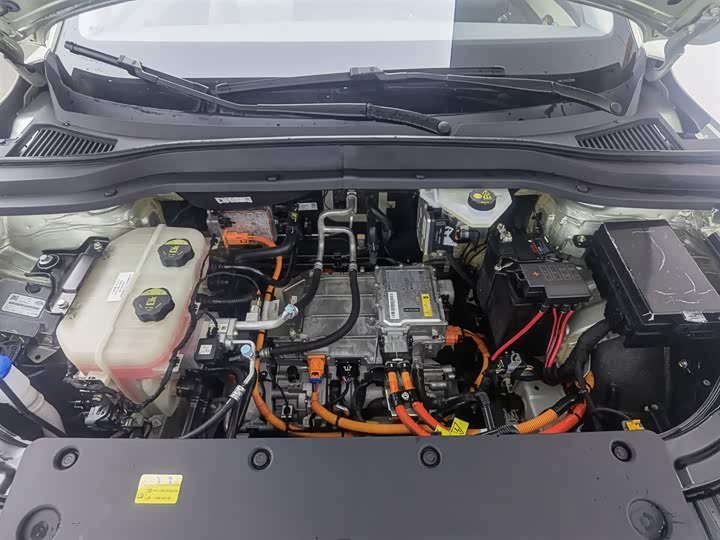 Фото 6 - Bestune 03