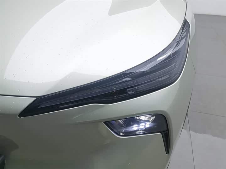 Фото 7 - Bestune 03