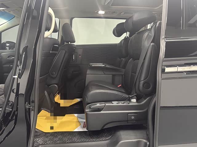 Фото 8 - Honda Elysion