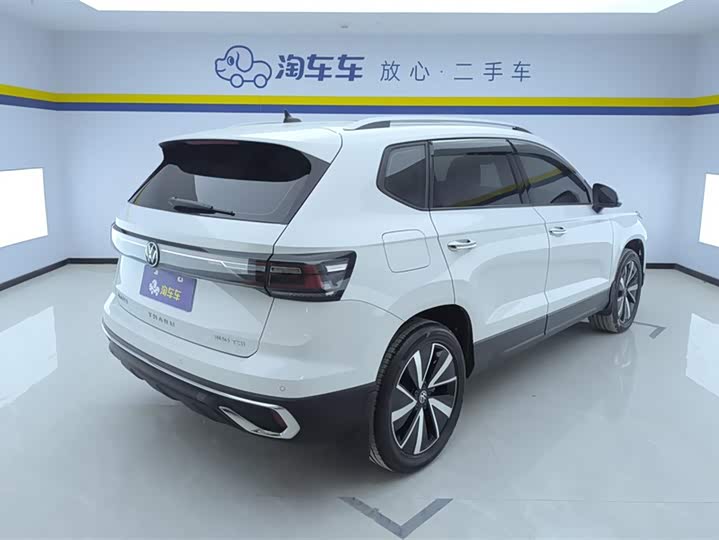 Фото 3 - Volkswagen Tharu