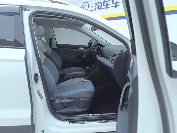 Фото 8 - Volkswagen Tharu