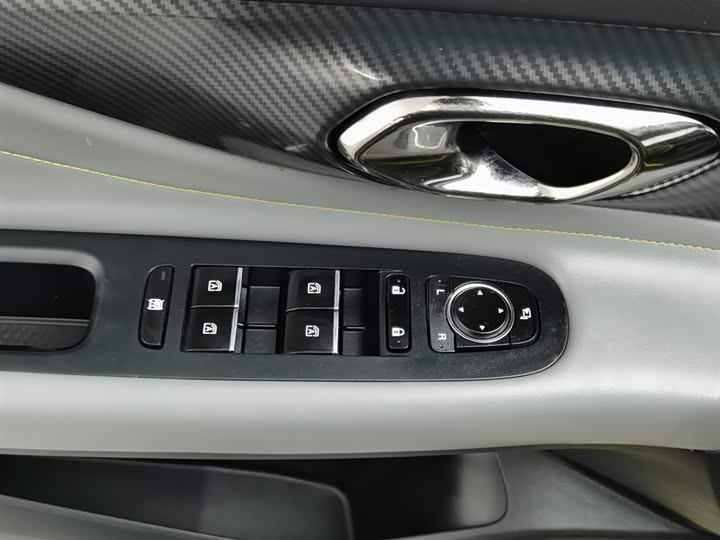 Фото 9 - GAC Trumpchi Empow R