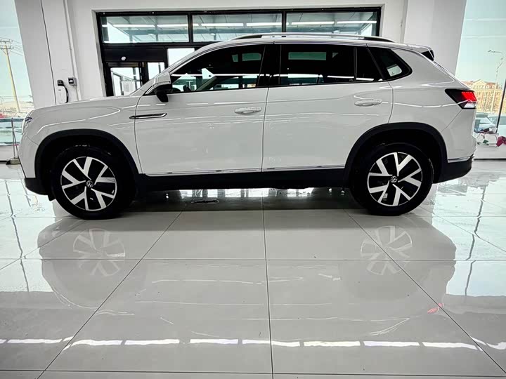 Фото 3 - Volkswagen Tayron