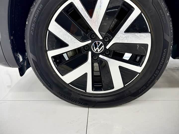 Фото 9 - Volkswagen Tayron