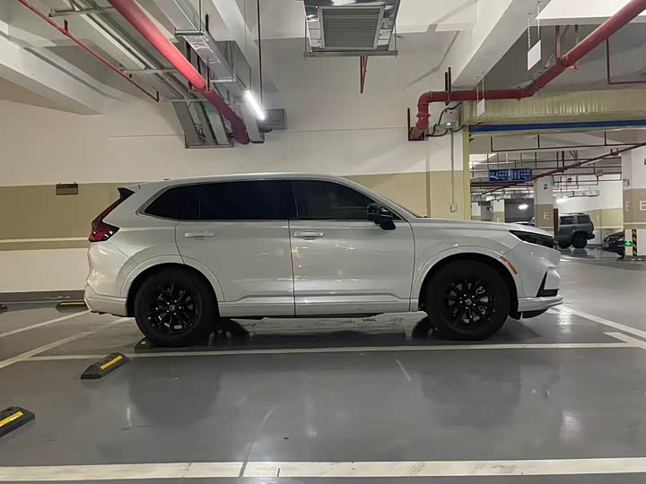 Фото 2 - Honda CR-V Hybrid