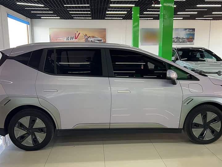 Фото 3 - GAC Aion Y