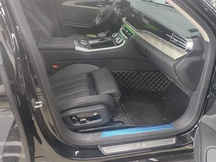 Фото 8 - Hongqi H9