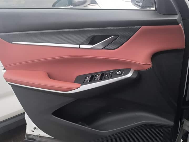 Фото 7 - Changan CS75 Plus