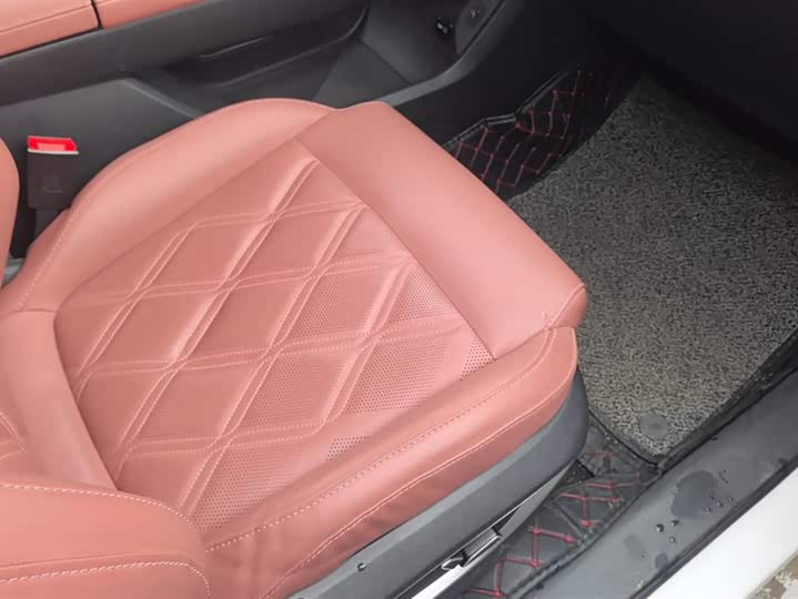 Фото 8 - Changan CS75 Plus