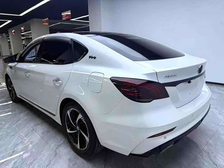 Фото 9 - MG Motor 6