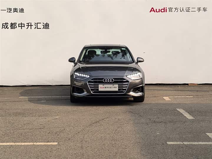 Фото 2 - Audi A4L