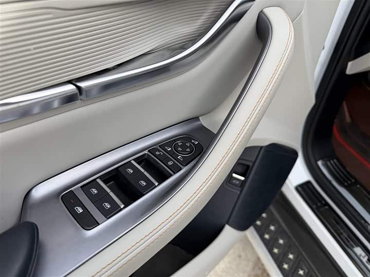 Фото 5 - BYD Song Plus Hybrid/EV