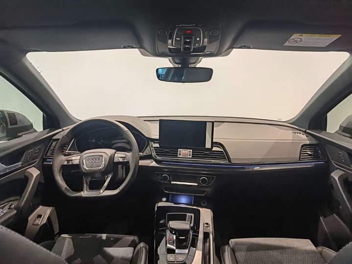 Фото 6 - Audi Q5L Sportback