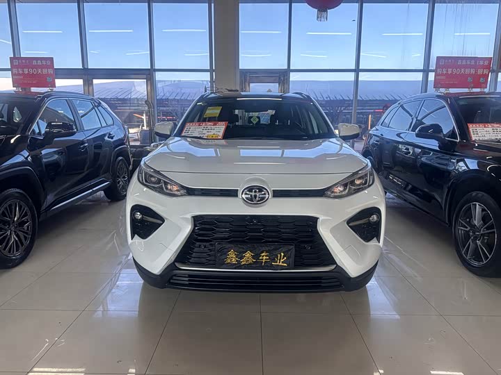 Фото 2 - Toyota Wildlander