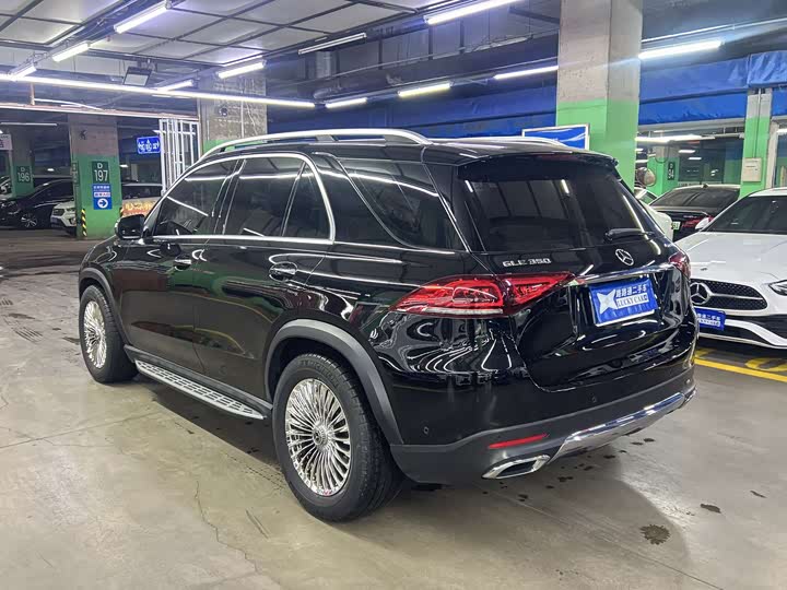 Фото 6 - Mercedes-Benz GLE-Class