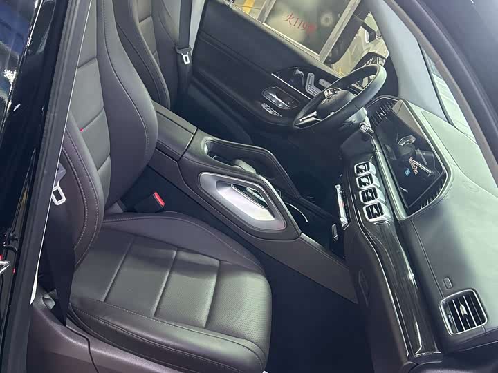 Фото 8 - Mercedes-Benz GLE-Class