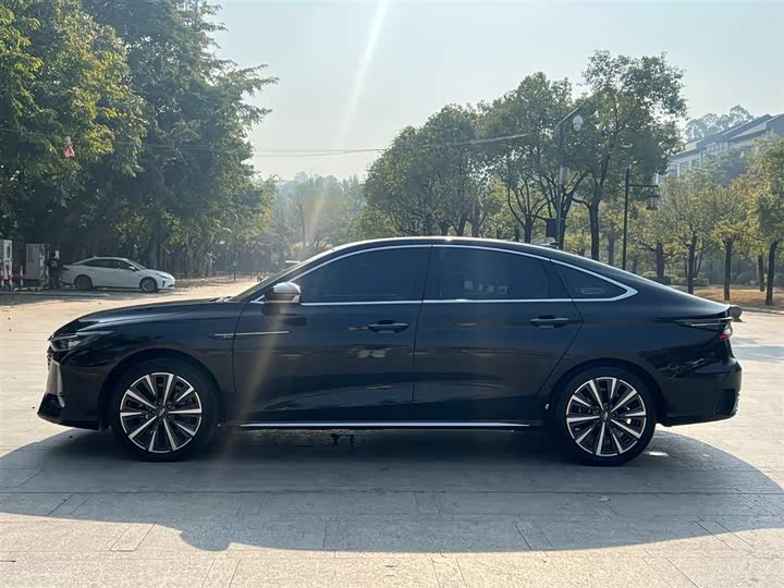 Фото 4 - Chery Arrizo 8