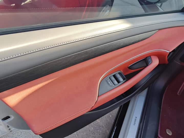 Фото 7 - Xiaomi SU7