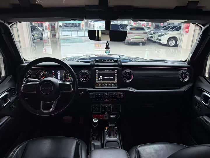 Фото 5 - Jeep Gladiator