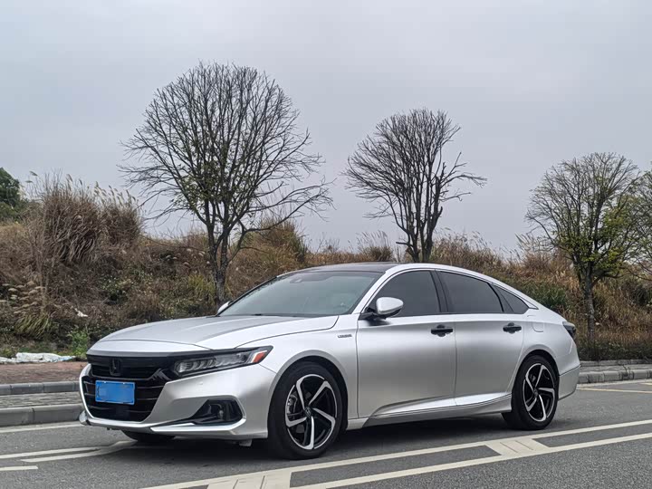 Фото 1 - Honda Accord