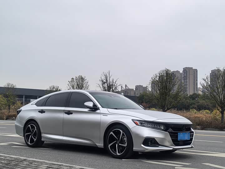 Фото 3 - Honda Accord