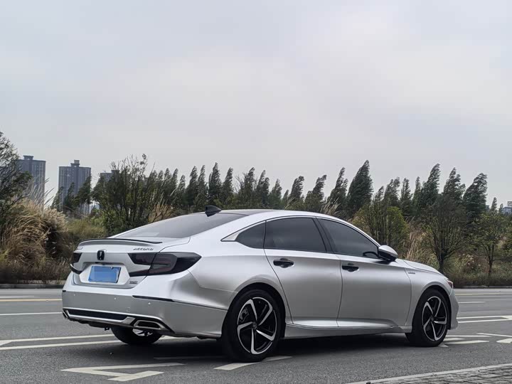 Фото 6 - Honda Accord