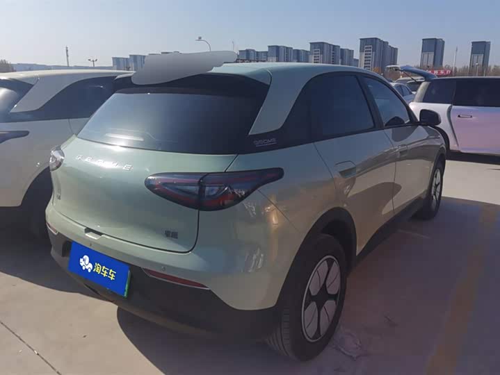 Фото 3 - Geely Galaxy Geome