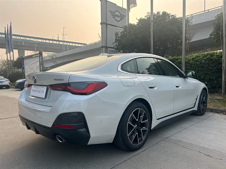 Фото 4 - BMW 4 Series