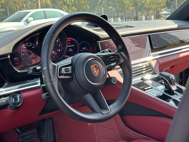 Фото 6 - Porsche Panamera