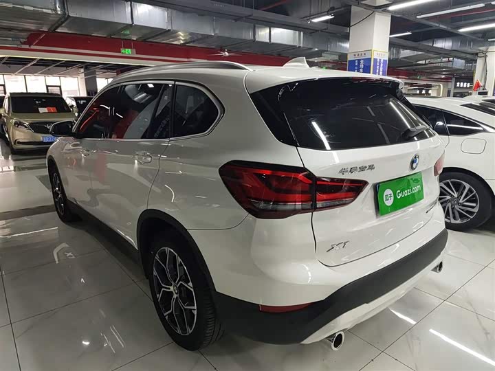 Фото 5 - BMW X1