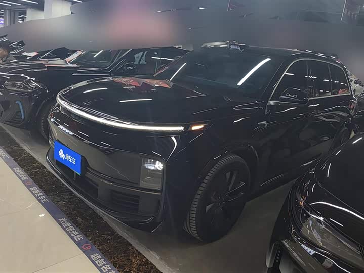 Фото 1 - LiXiang L9