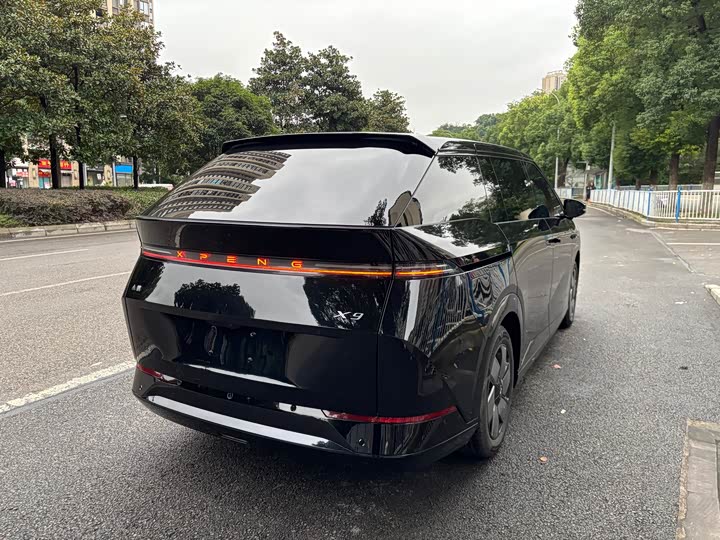 Фото 7 - XPeng X9